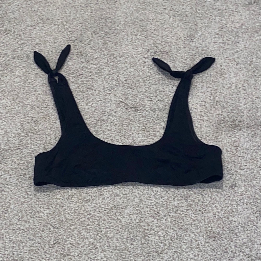 EUC J.Crew Size L Large Bikini Top with bows on shoulders “Playa” Line Black